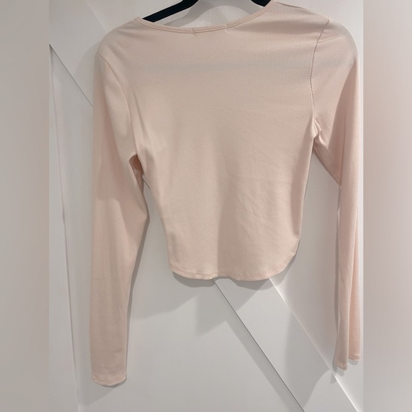 NEW, Peach Ribbed, Cropped, Long Sleeve Top With Bodice, Size Medium - Picture 3 of 3
